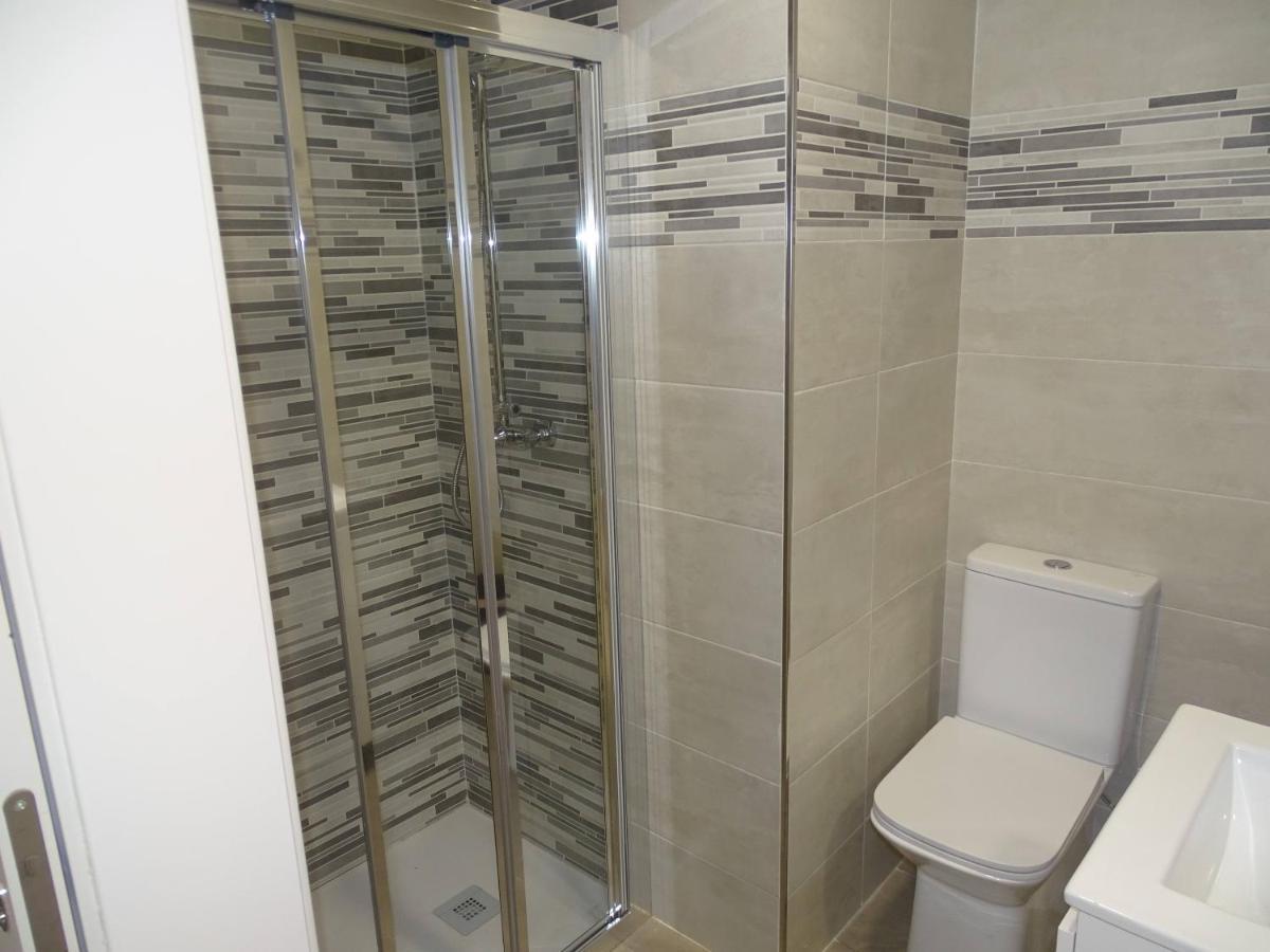 Albergue Roma 波拉·德莱纳 外观 照片